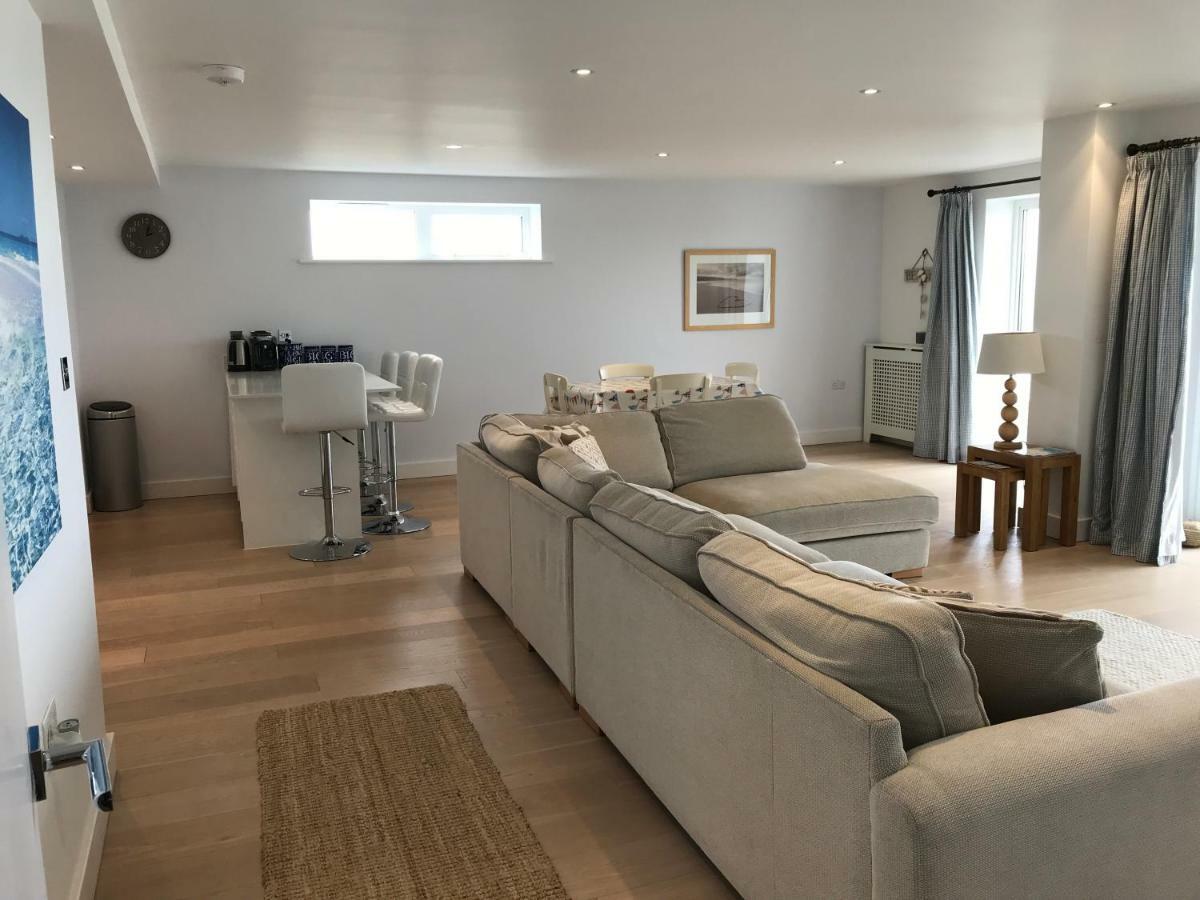 6 Ocean Gate Apartment New Quay Eksteriør billede